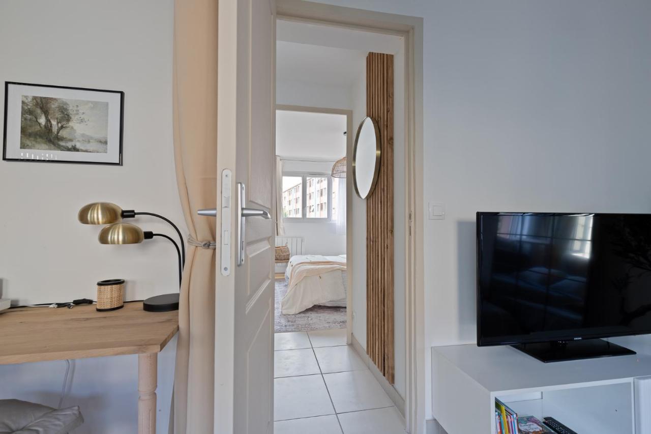 Appartement Spacieux 1 Chambre Parking Gratuit Valence  Buitenkant foto