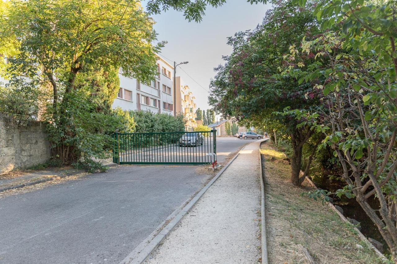 Appartement Spacieux 1 Chambre Parking Gratuit Valence  Buitenkant foto